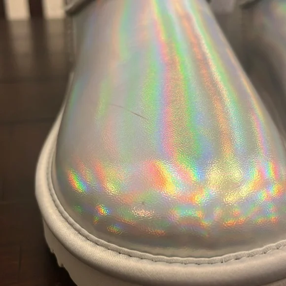 Ugg Australia Classic Mini Iridescent Boots new Glacier Grey Women’s Size 6